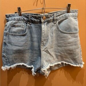 Revelation Denim distressed two toned jegging frayed raw hem shorts Size 11